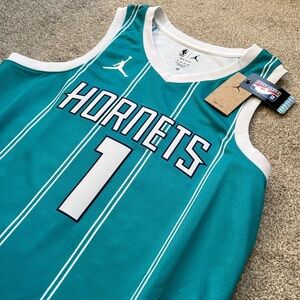 Brand New Jordan Charlotte Hornets Lamello Ball NBA Swingman Jersey XL
